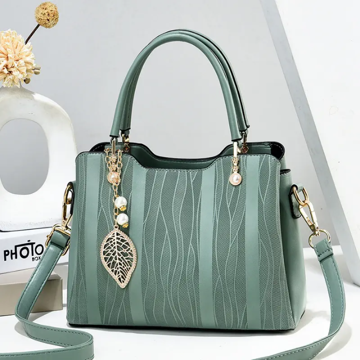 Willow pearl chic