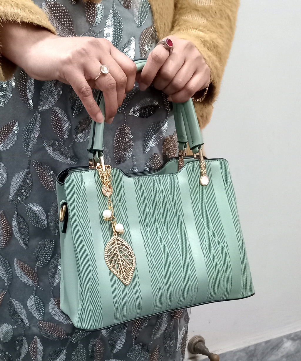 Willow pearl chic