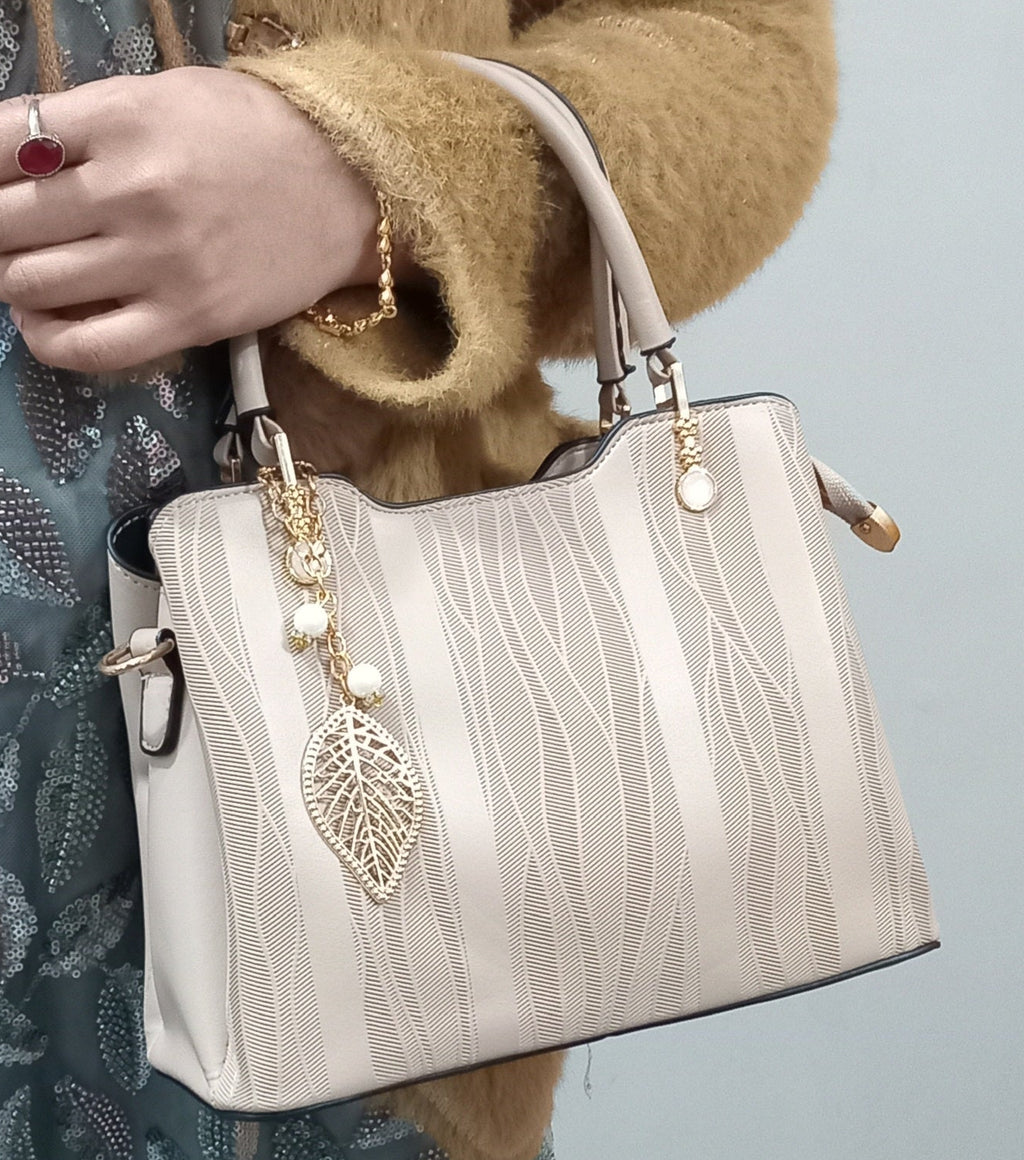 Willow pearl chic
