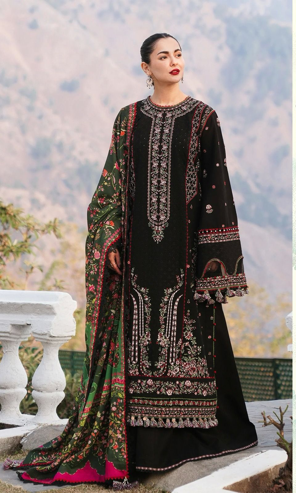 Hussain Rehar - 3pc Heavy Embroidered Lawn with Digital Print Tarkashi Dopatta