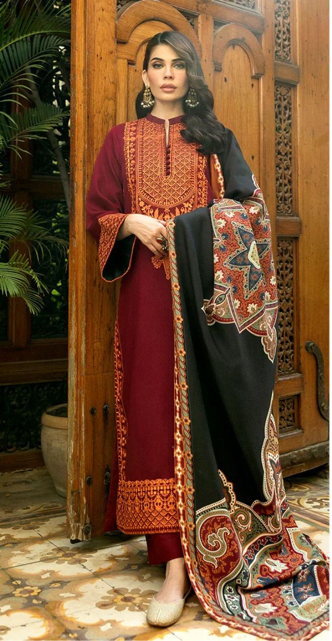Zainab Chottani - 3pc Embroidered Lawn with Digital Print Diamond Dopatta