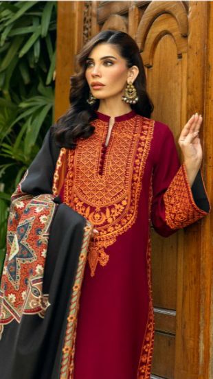 Zainab Chottani - 3pc Embroidered Lawn with Digital Print Diamond Dopatta