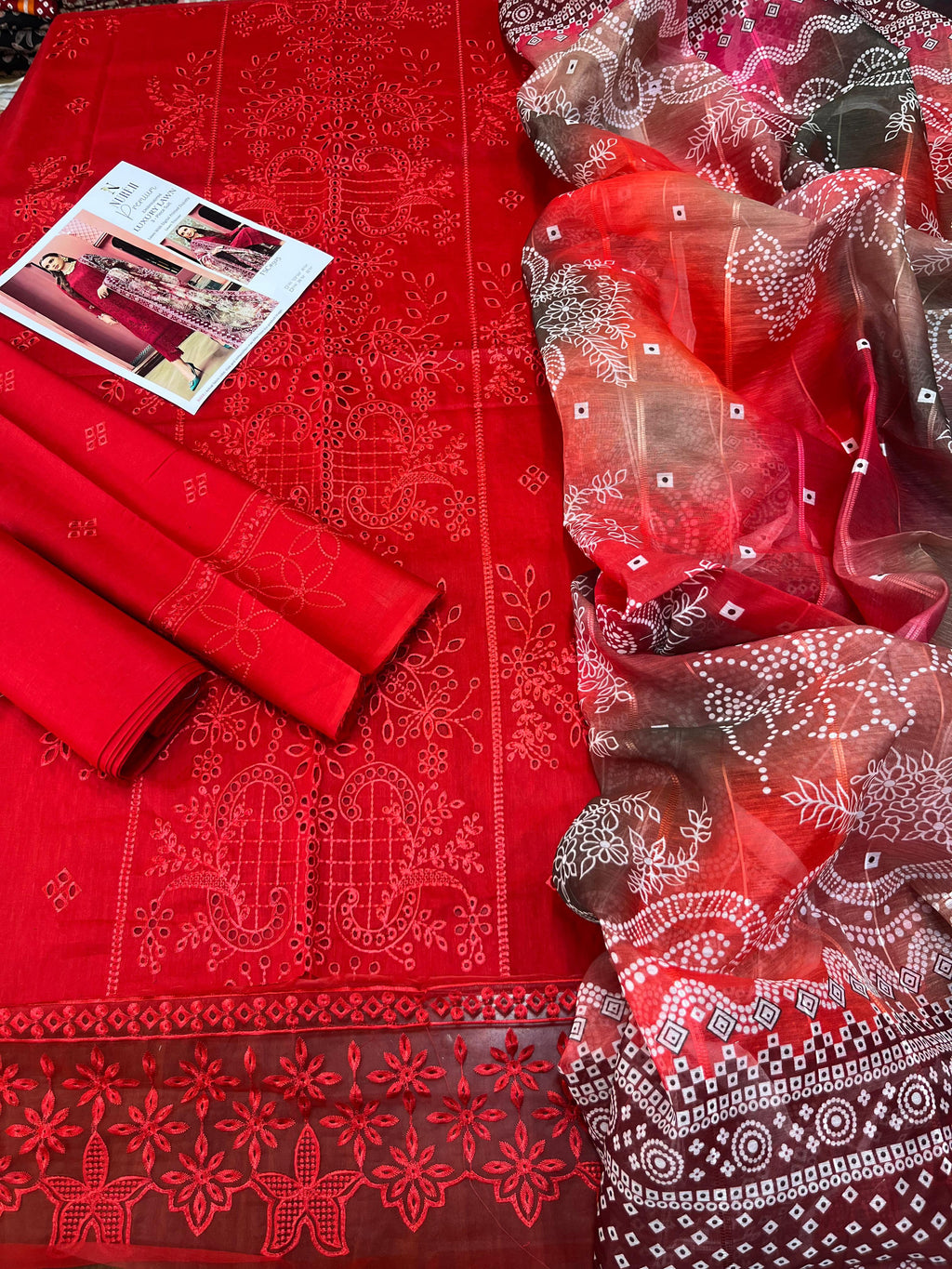Nureh - 3pc Chikenkari Embroidered Lawn with Printed Diamond Dopatta