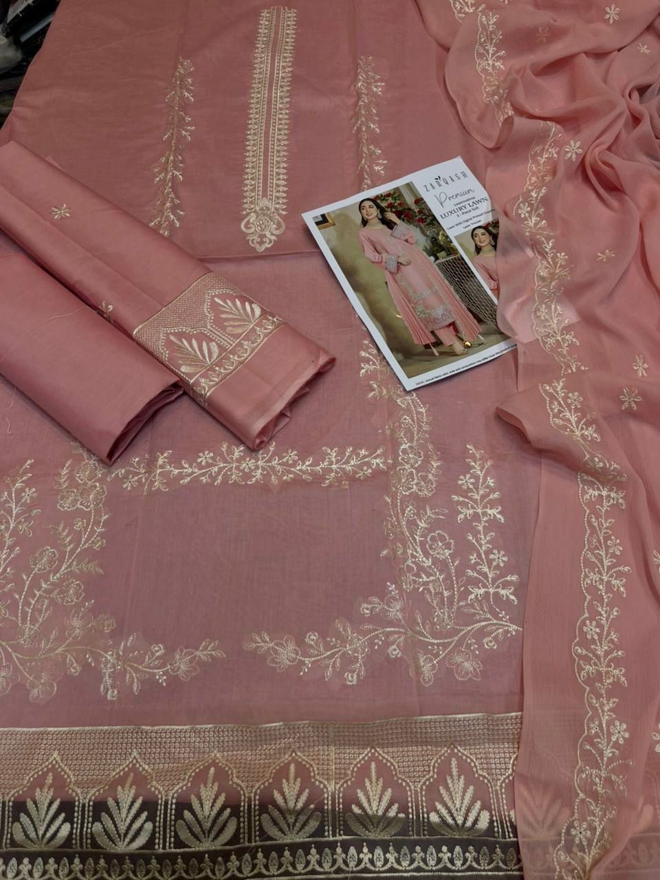 Zarqash - 3pc Embroidered Lawn with Chiffon Emb Dopatta