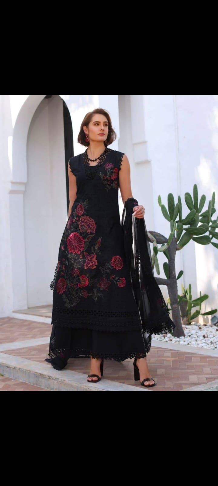 Bareeze - 3pc Embroidered Lawn with Chiffon Emb Dopatta