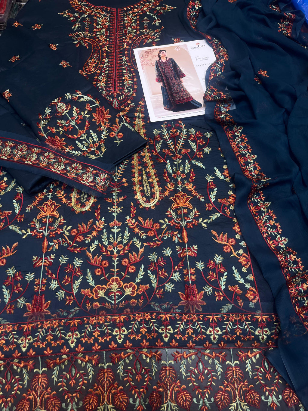 Asim Jofa - 3pc Embroidered Lawn with Emb Chiffon Dopatta