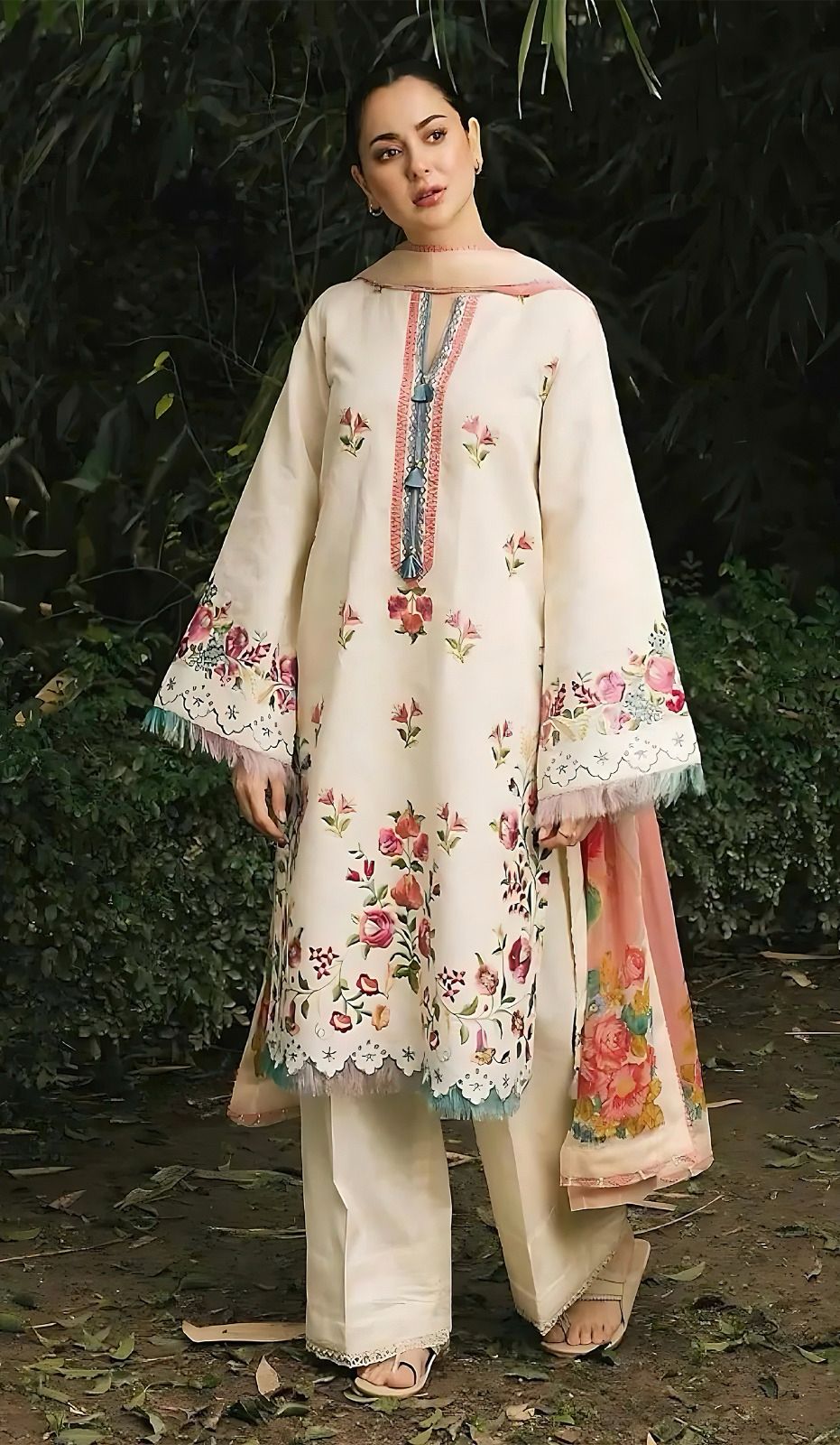 Zarashahjahan - 3pc Embroidered Lawn with Digital print Diamond Dopatta