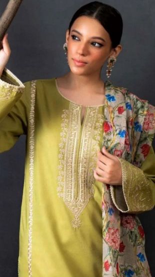 Zellbury - 3pc Embroidered Lawn with Printed diamond Dopatta
