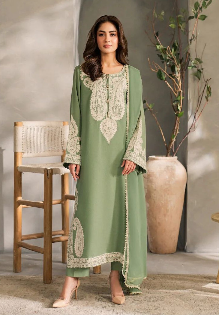 Urge- 3pc Embroidered Lawn with Emb Chiffon Dopatta
