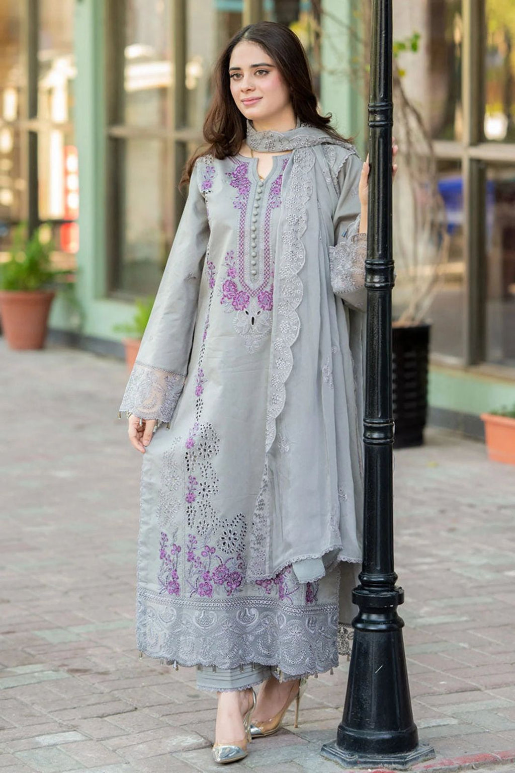 Mushq- 3pc Embroidered Lawn with Emb Chiffon Dopatta