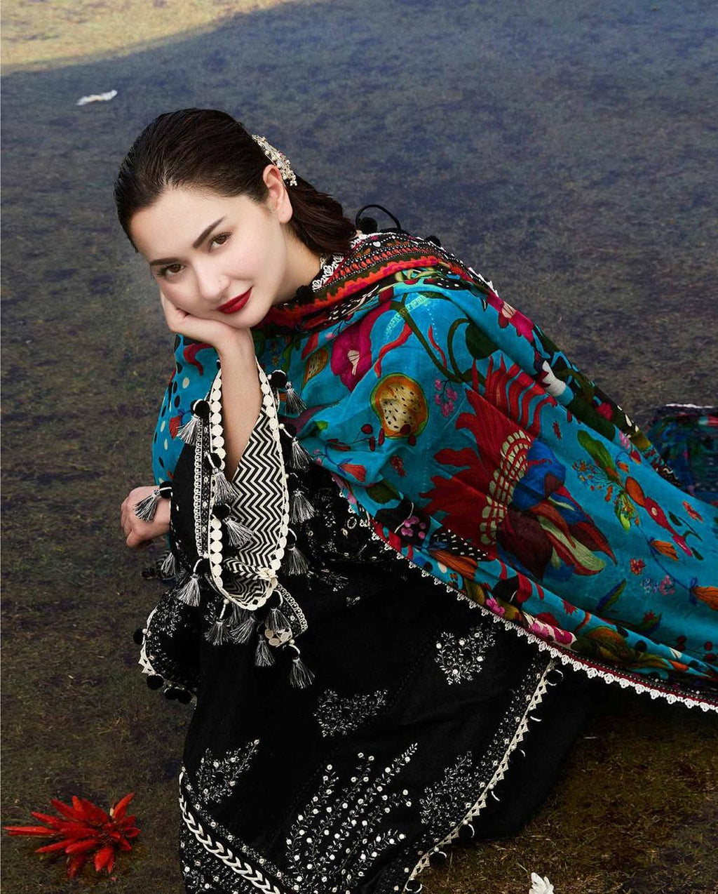 Asim jofa- 3pc Embroidered Lawn with Digital Print Diamond Dopatta