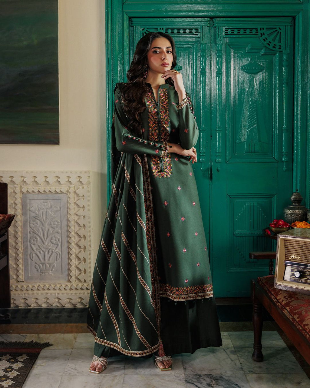 Kayseria- 3pc Embroidered Lawn with Emb Chiffon Dopatta