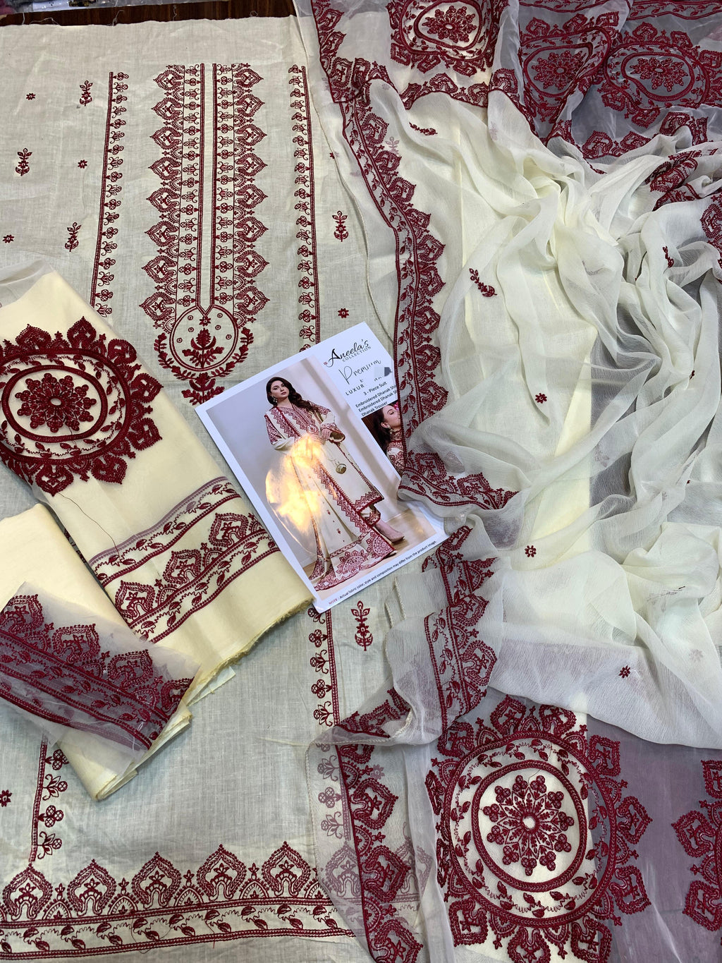Aneela's - 3pc Embroidered Lawn with Emb Chiffon ready to wear Dopatta