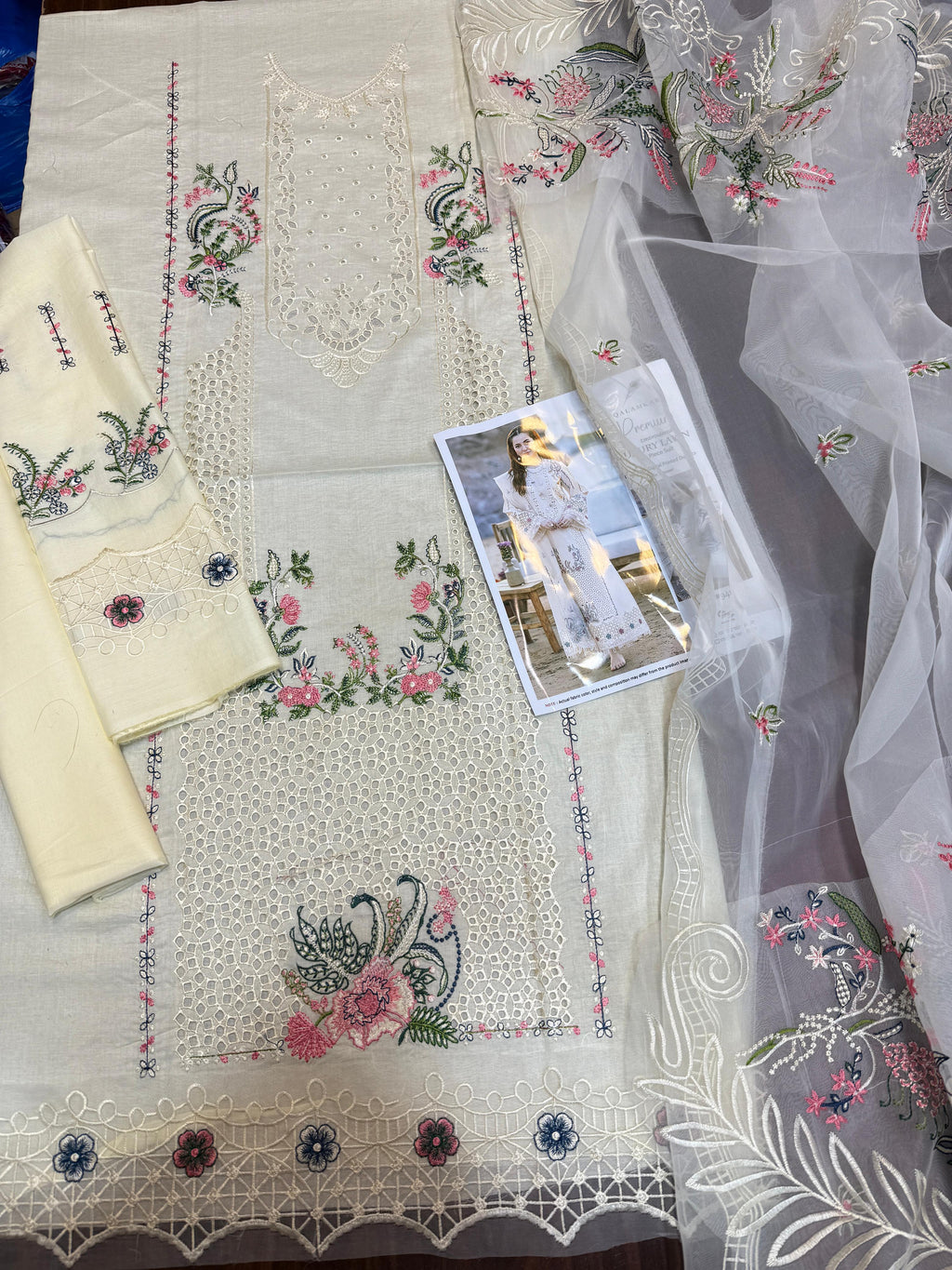 Qalamkar - 3pc Embroidered Lawn with Emb Organza Dopatta