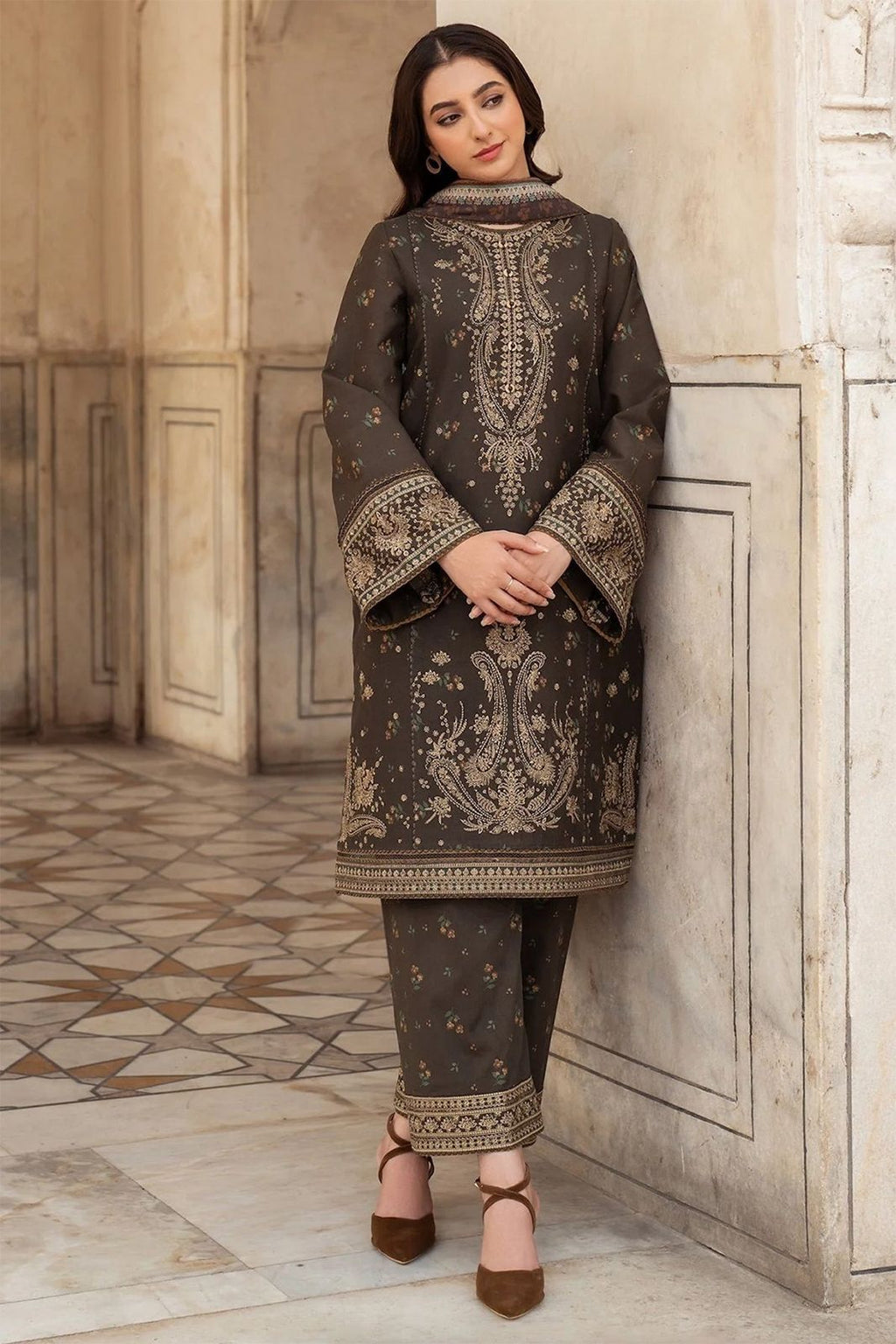 Jazmin - 3pc Embroidered Lawn with Digital Print Diamond Dopatta