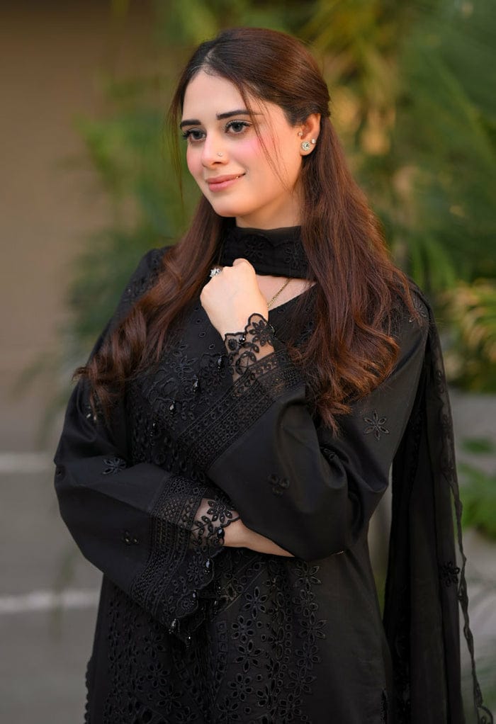 Zullbery - 3pc Chikenkari Embroidered Lawn with Emb Chiffon Dopatta
