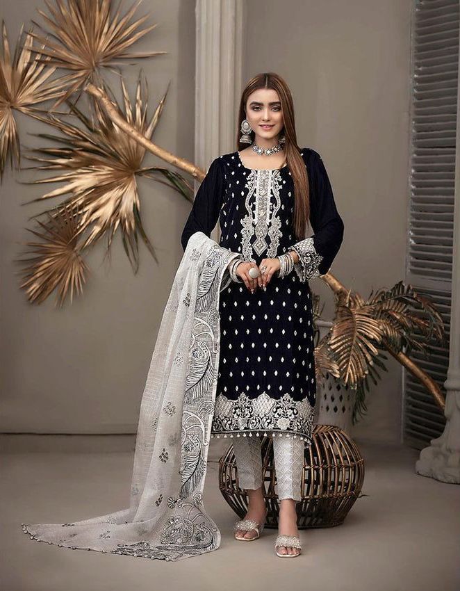 Tawakkal - 3pc Embroidered Lawn with Emb Organza Dopatta
