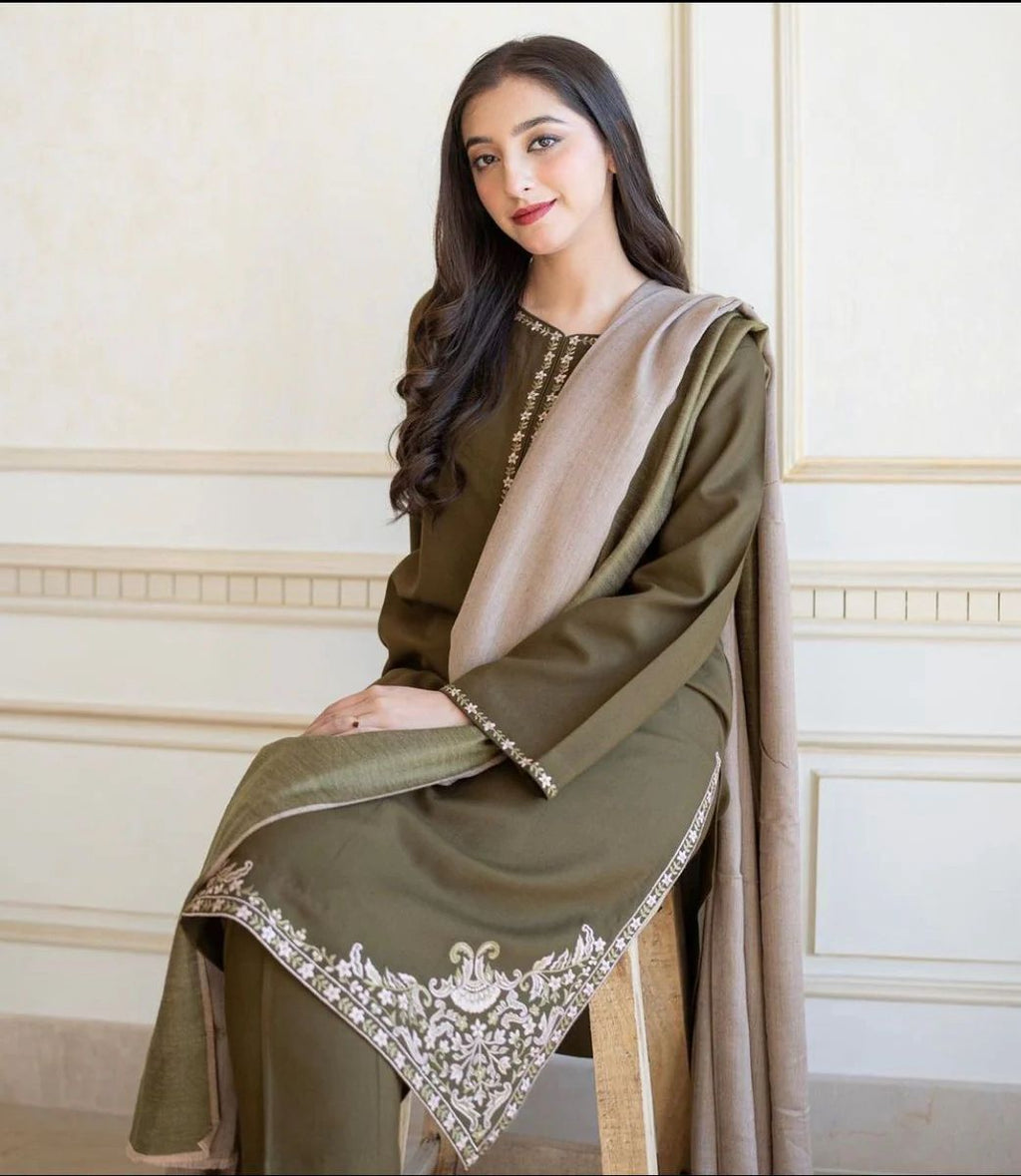 Zarashahjahan - 3pc Embroidered Lawn with Printed Diamond Dopatta